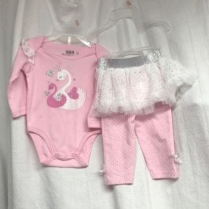 Brand New w tags swan love glitter 2pc ruffle skirt pant onesie set long sleeve